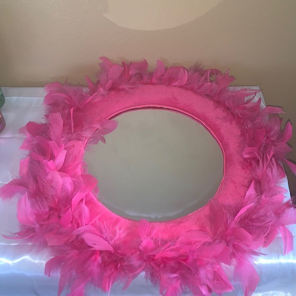 Pink Feather Round Mirror - Picture 1 of 8